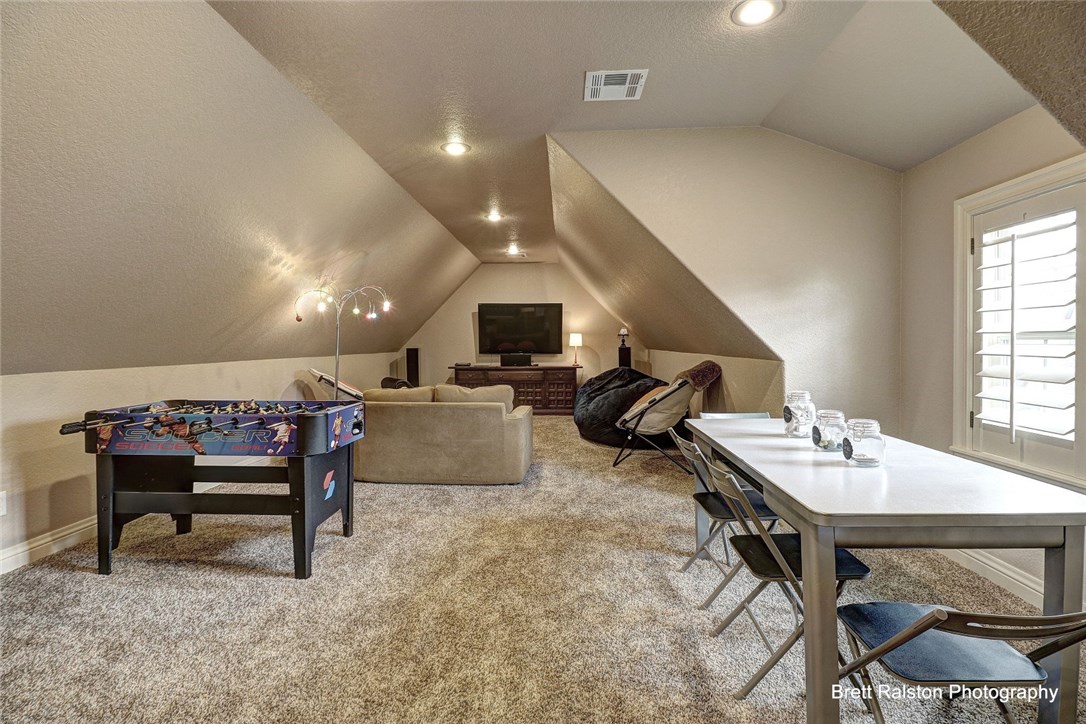 St Valery Downs Sub Cave Spgs - Residential