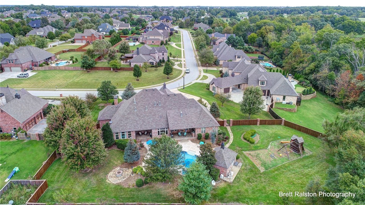 St Valery Downs Sub Cave Spgs - Residential