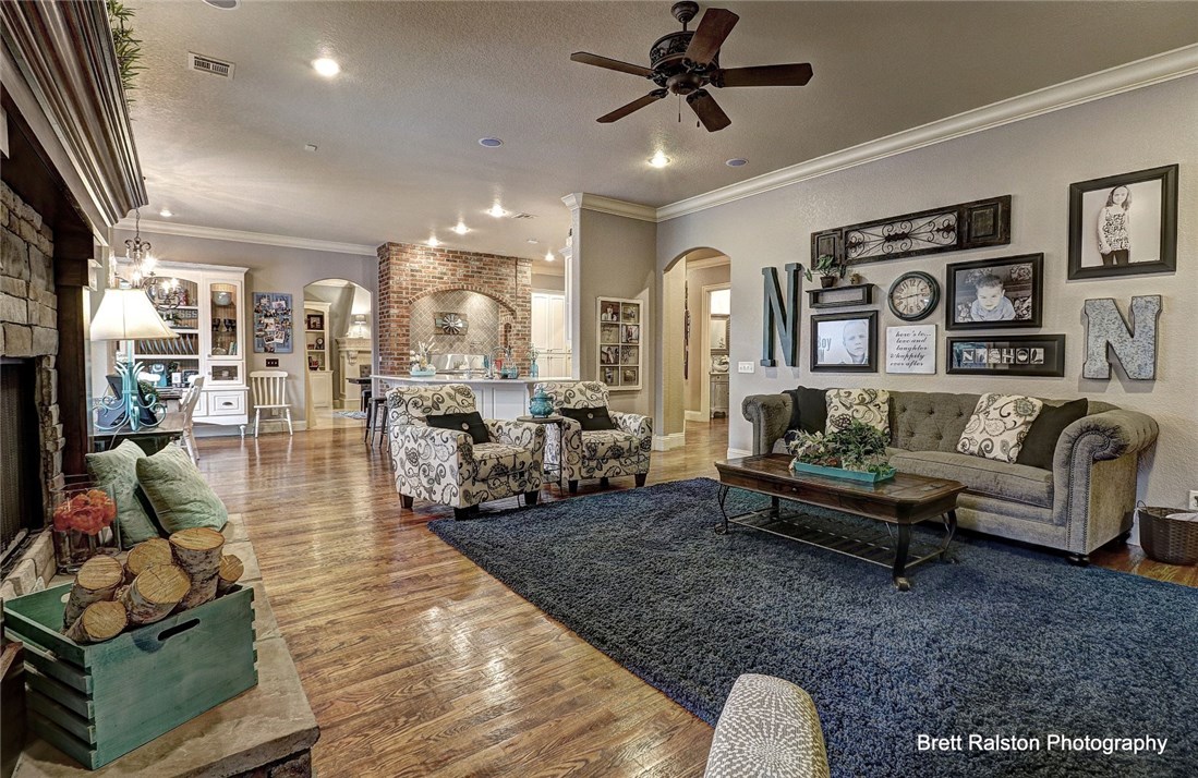 St Valery Downs Sub Cave Spgs - Residential