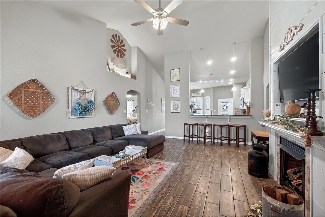Elkhorn Sub Ph Ii Pea Ridge - Residential