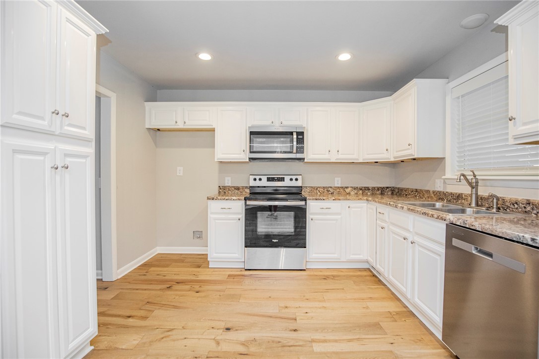 Avondale Sub 1 Bvv - Residential Lease