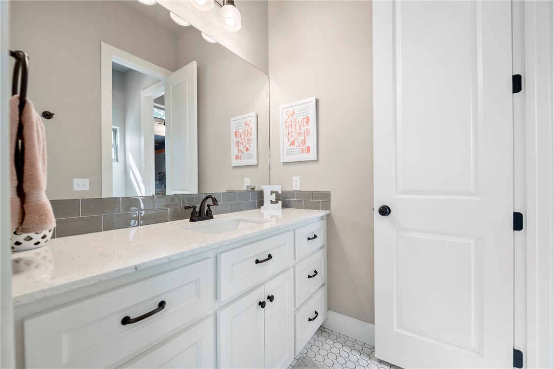 Angel Falls North Bentonville - Residential