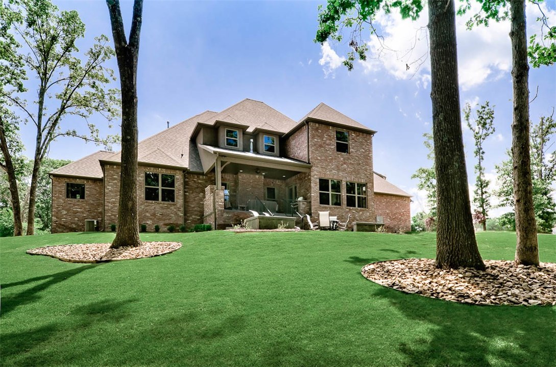 Oak Tree - Residential