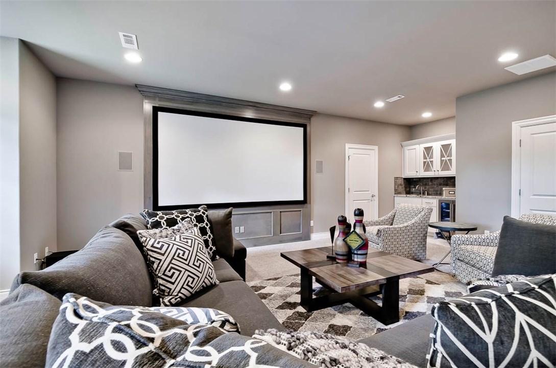 Oak Tree - Residential