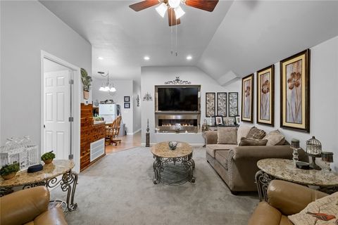 Single Family Residence in Fayetteville AR 10006 Campbell Road 15.jpg