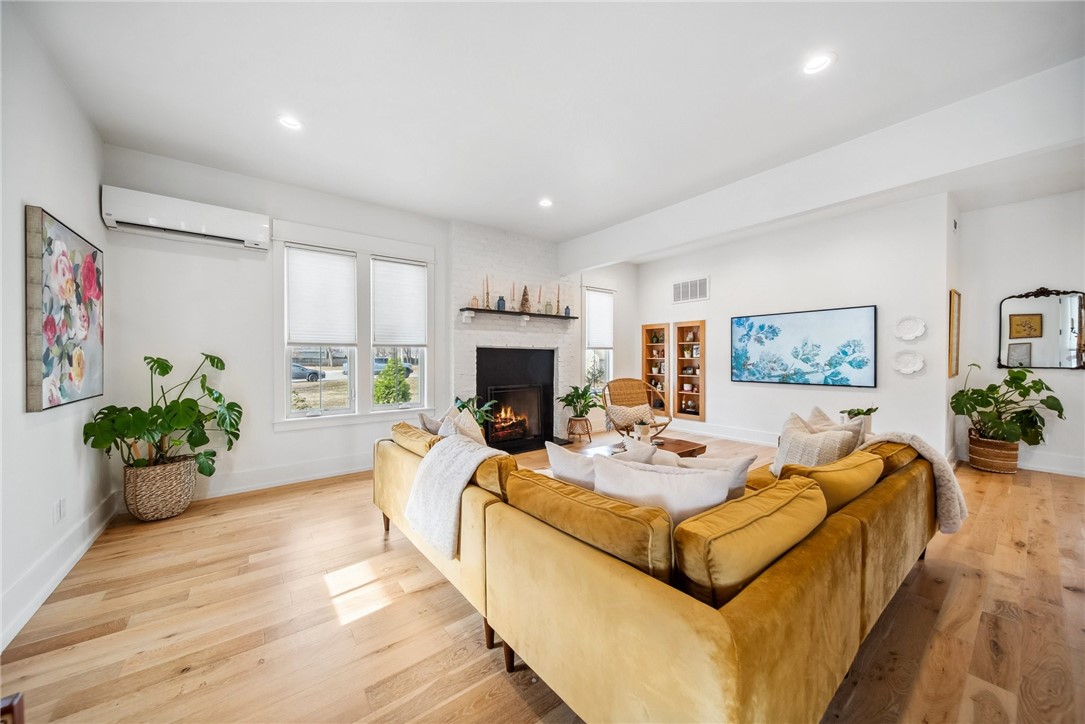 Demings 2nd Add Bentonville - Residential