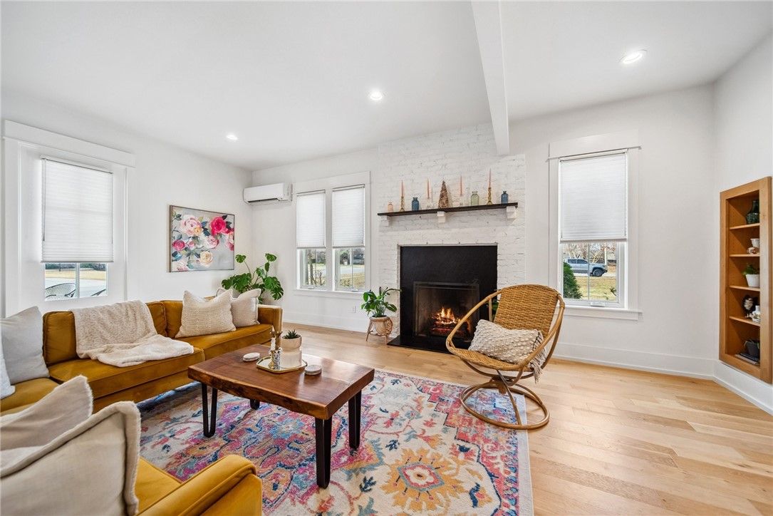 Demings 2nd Add Bentonville - Residential