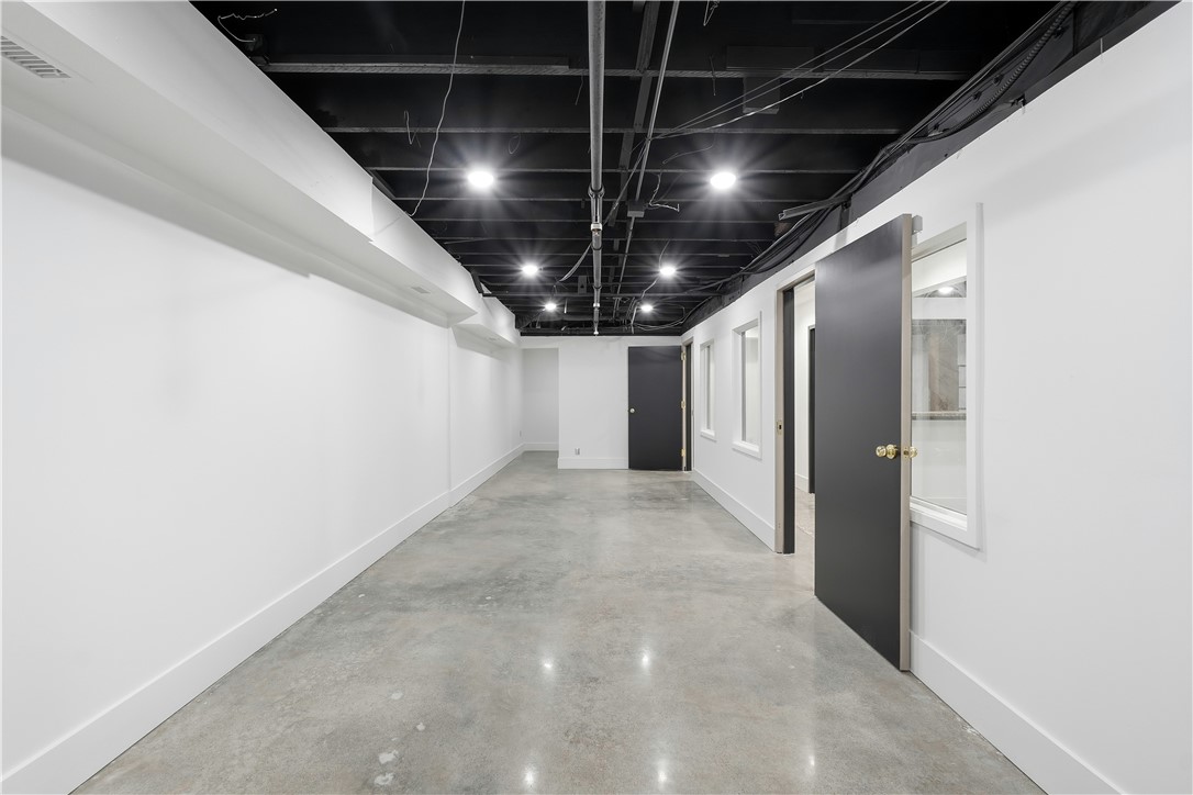 FAYETTEVILLE ORIGINAL - Commercial Lease