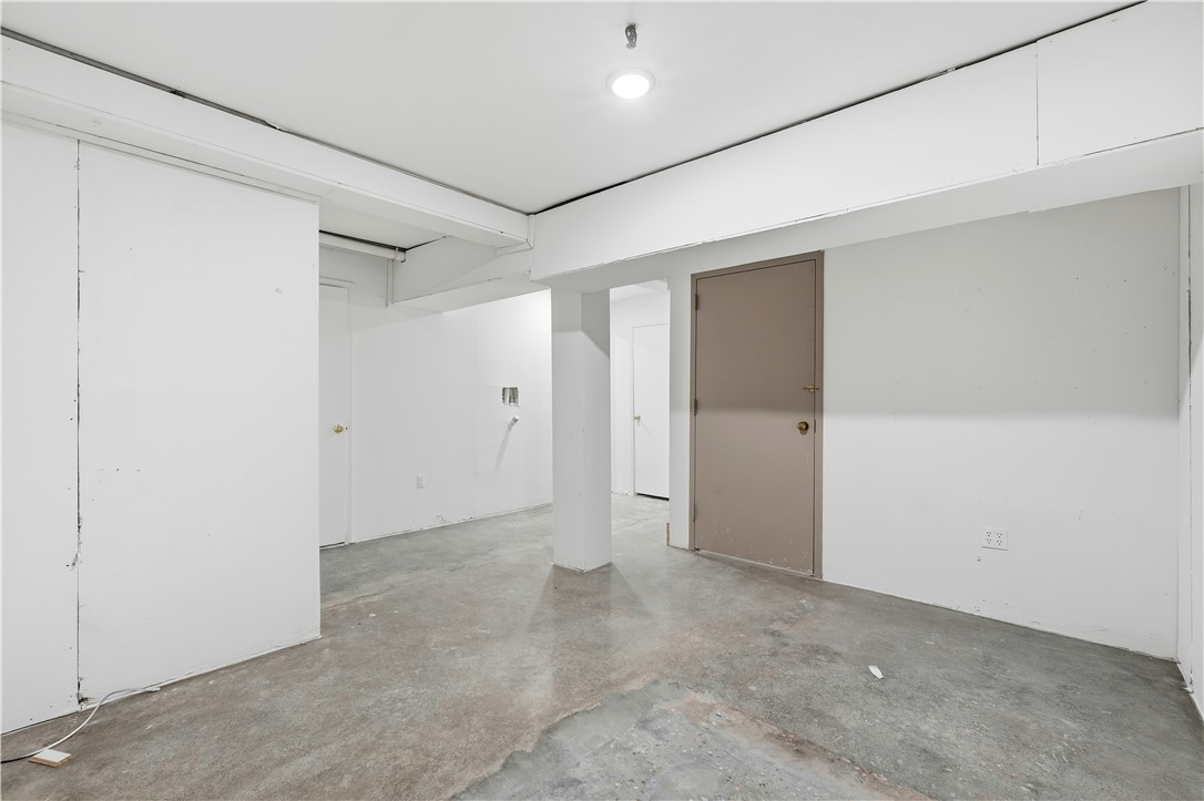 FAYETTEVILLE ORIGINAL - Commercial Lease