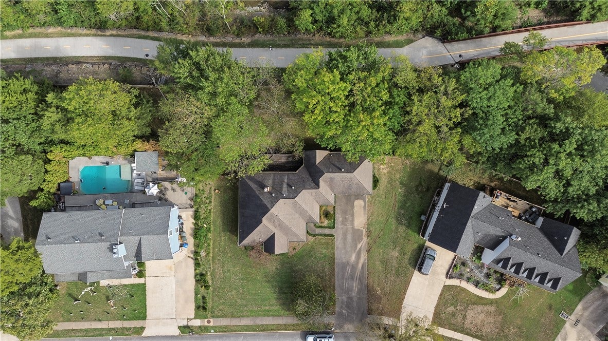 3138 Warwick Drive