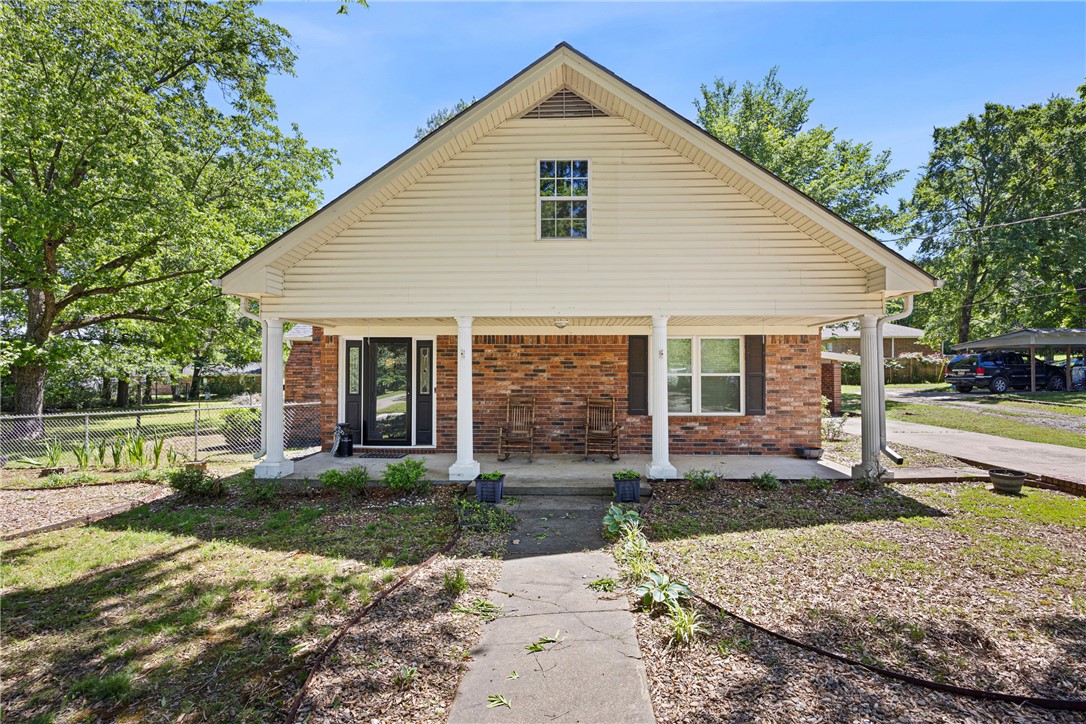 Welcome to this beautifully remodeled 3 bedroom 2 bath home int the heart of Dover. When you walk in you are welcomed with the large open living room and high ceilings throughout your new home. With updated kitchen and bathrooms this home is move in ready. Enjoy your morning coffee or the kids playing in backyard from the serenity of your large screened in back porch. Don't forget you can enjoy the warmth of the wood burning fireplace on those chilly days. Call to schedule your tour today.