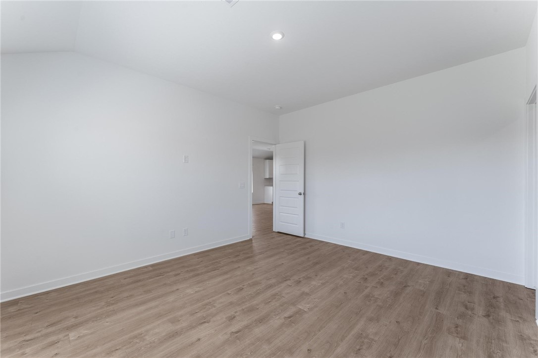 Wagon Wheel West Sub - Residential Lease