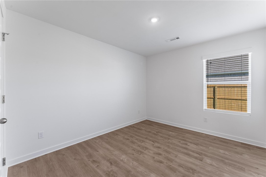 Wagon Wheel West Sub - Residential Lease