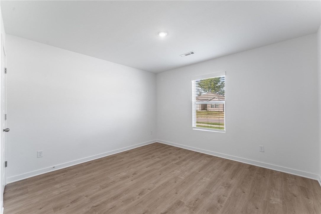 Wagon Wheel West Sub - Residential Lease