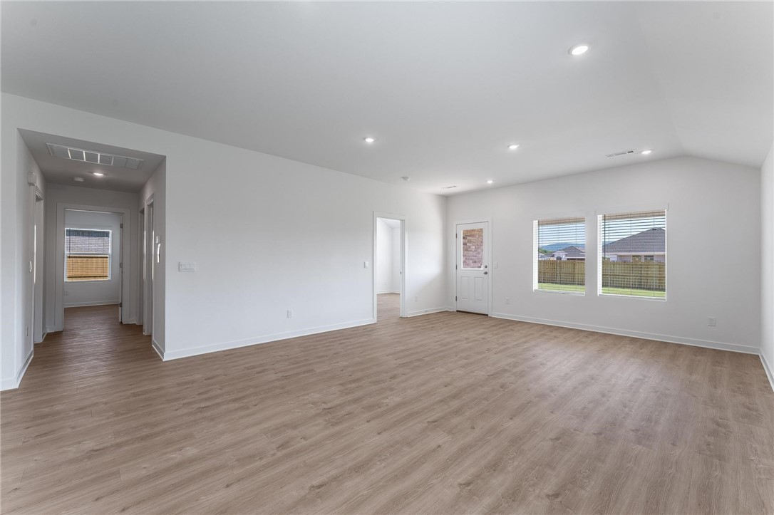 Wagon Wheel West Sub - Residential Lease