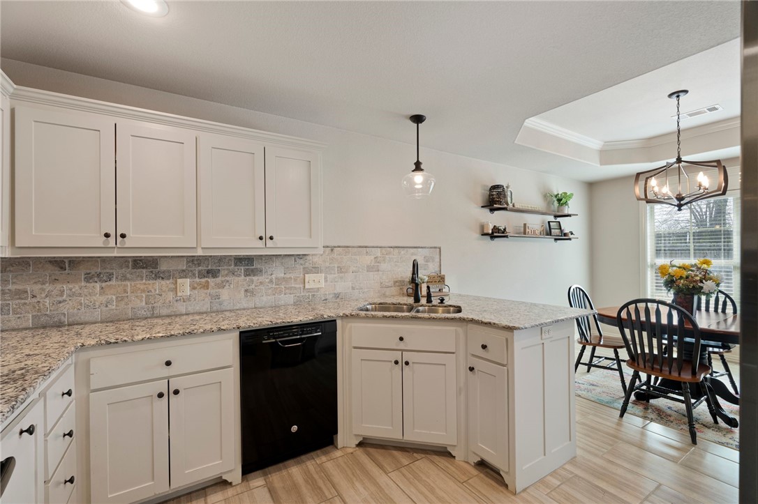 Williamson Place At Rye Hill - Residential