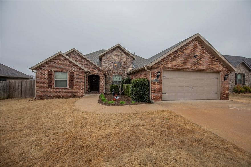 Exceptionally conditioned 4 bed 2 bath home in the most desired town in all of Northwest Arkansas. Upon entry you have the front bedroom/office with french doors. You'll enjoy the open floor plan with engineered wood flooring in halls, living, primary bed/closet, office, granite counters/tile in wet areas throughout. Primary bath features dual vanity, jacuzzi tub, walk in shower, and has an incredible primary closet leading to the laundry room. Located on one of the most desired lots in the subdivision featuring a flat yard with great curb appeal that is not on one of the main roads so you will not have the high traffic sections of the neighborhood. Zoned for the extremely sought after schools in the Bentonville School District, currently zoned for Evening Star Elementary, Bright Field Middle, Fulbright Jr High, and Bentonville High School.