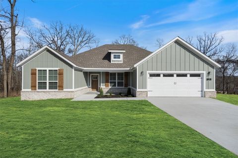 Photo of 14 May Lane, Bella Vista, AR 72715 (MLS # 1337120)