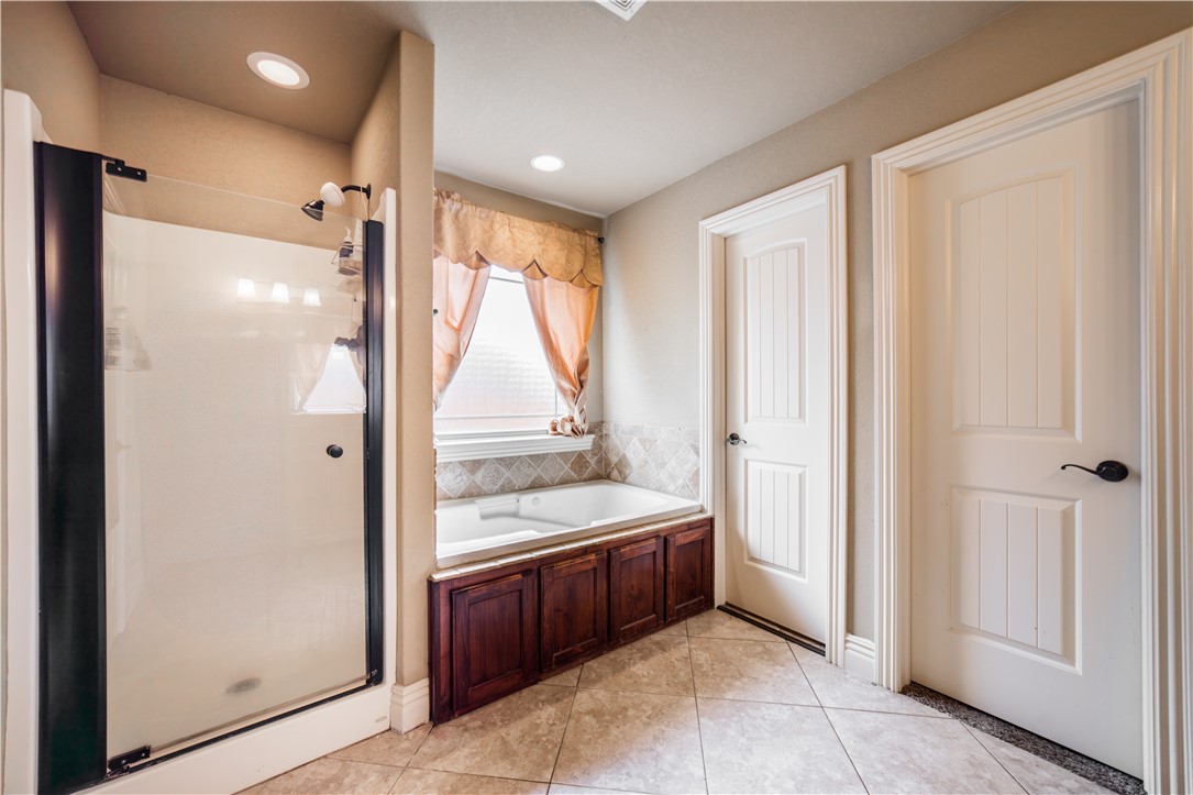 Dixieland Crossing - Residential