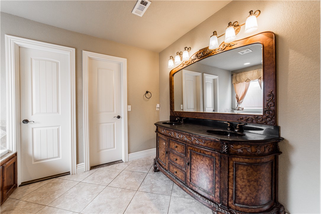 Dixieland Crossing - Residential