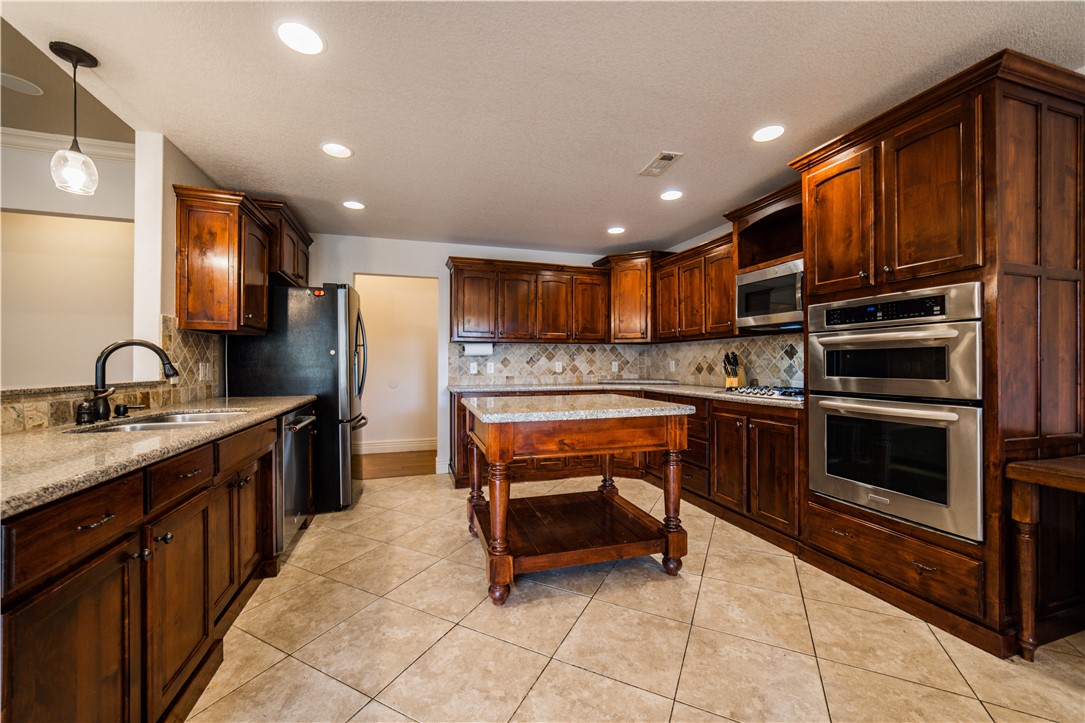 Dixieland Crossing - Residential