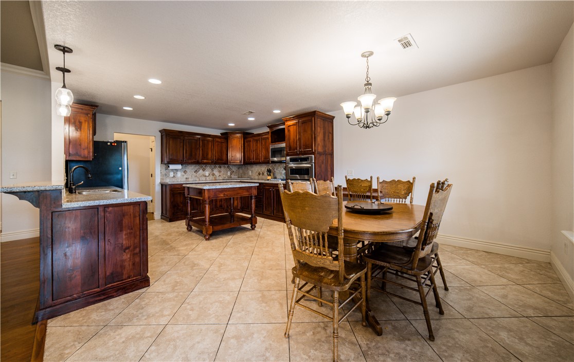 Dixieland Crossing - Residential