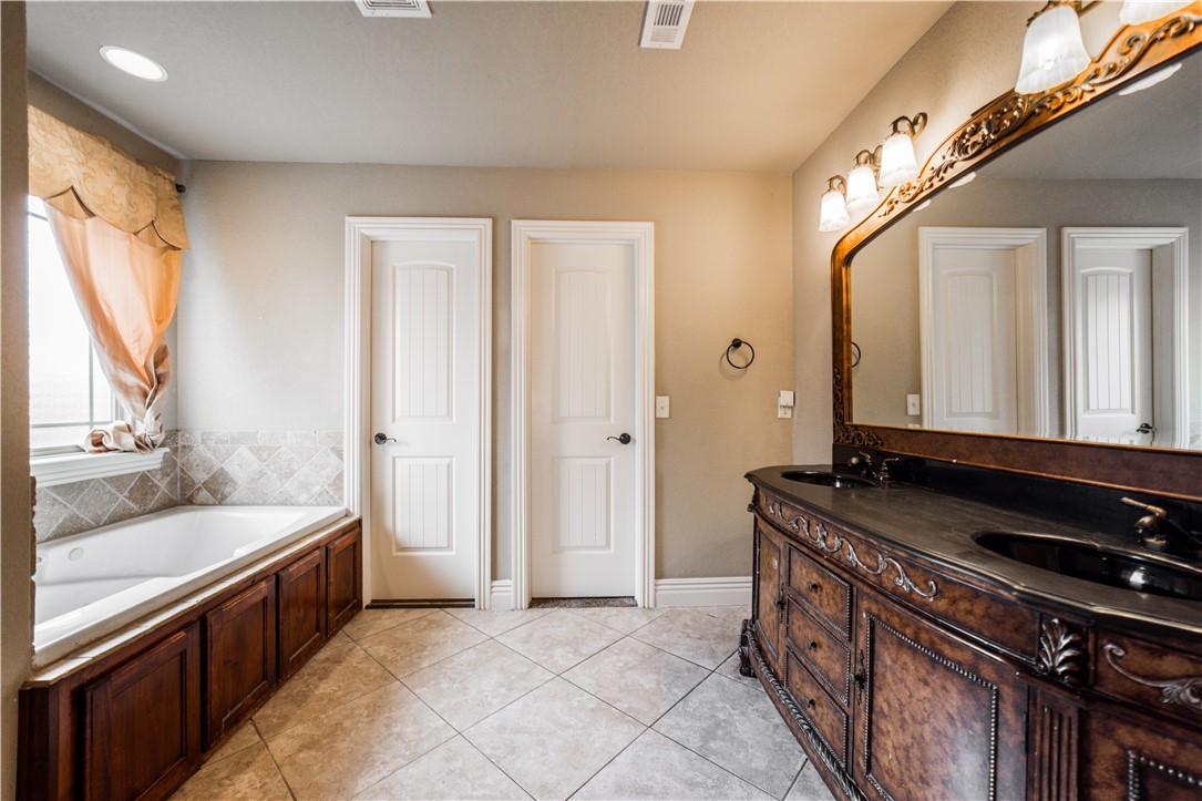 Dixieland Crossing - Residential