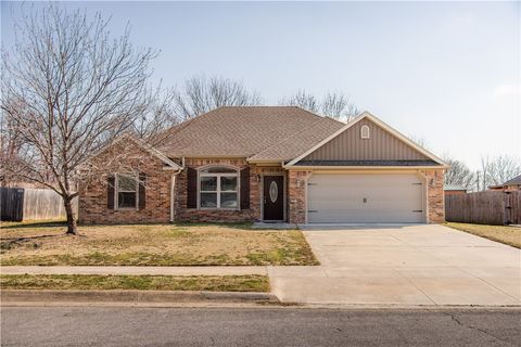 Photo of 1631 Citation Lane, Prairie Grove, AR 72753 (MLS # 1337469)