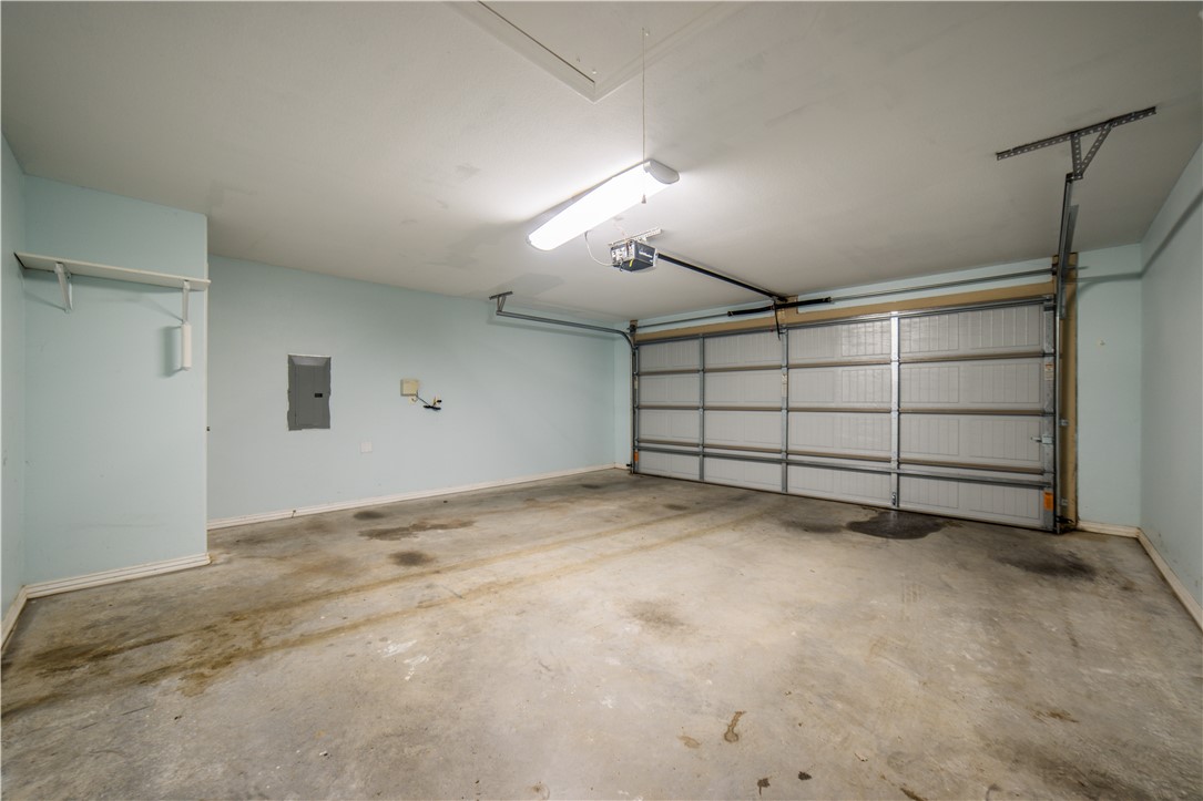 Belle Meade Sub Ph I & Ii - Residential