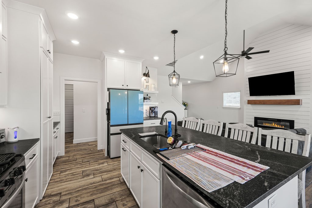 Annika Estates - Residential