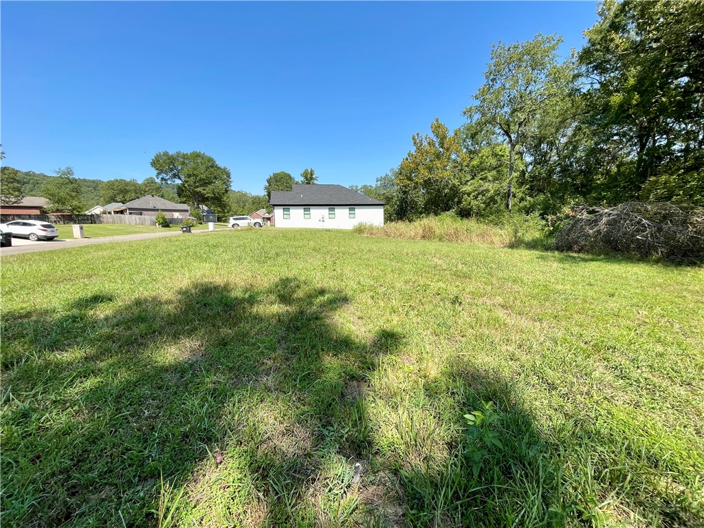 ROUND ROCK CREEK SUBDIVISION - Land