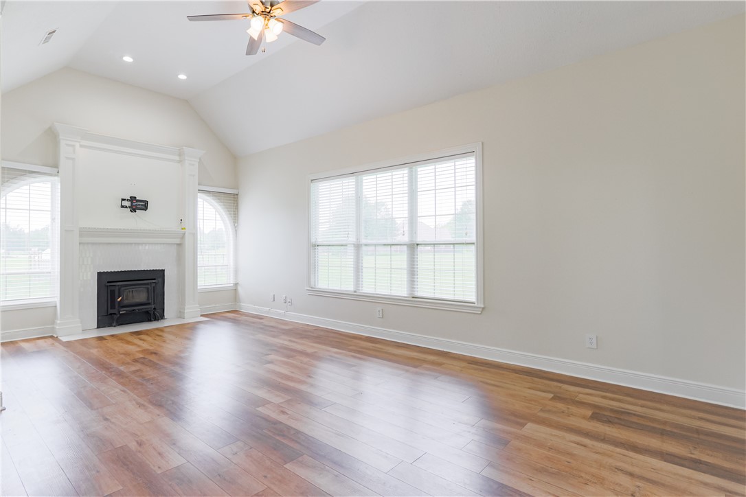 Creekside Estates Cave Spgs - Residential