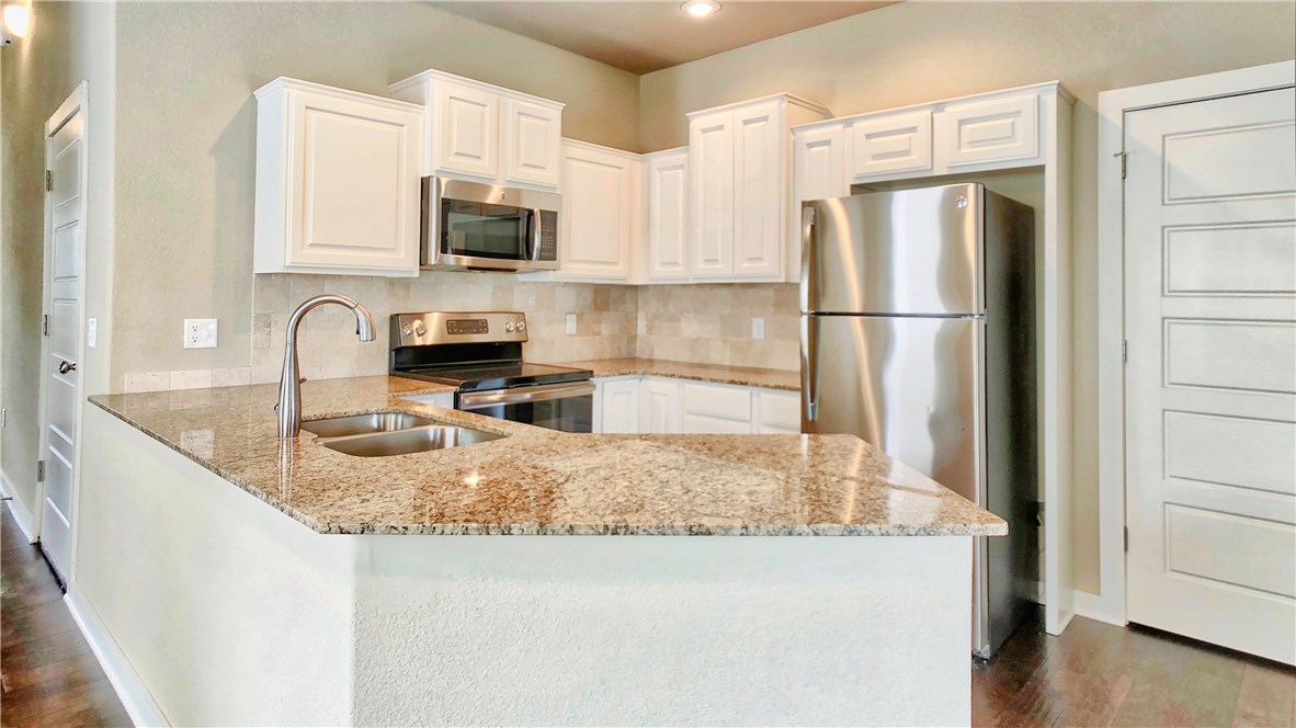 Links at Fayetteville Row Homes - Residential Lease