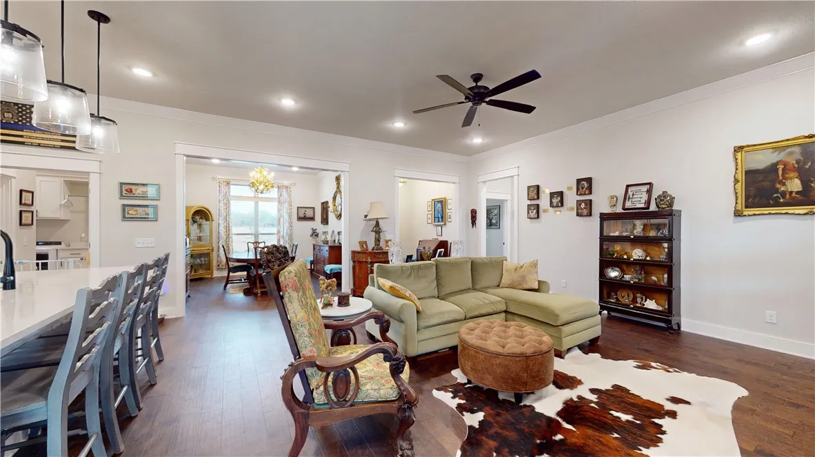 Springdale, Arkansas 72762, United States, 4 Bedrooms Bedrooms, ,3 BathroomsBathrooms,Residential,Active,107044