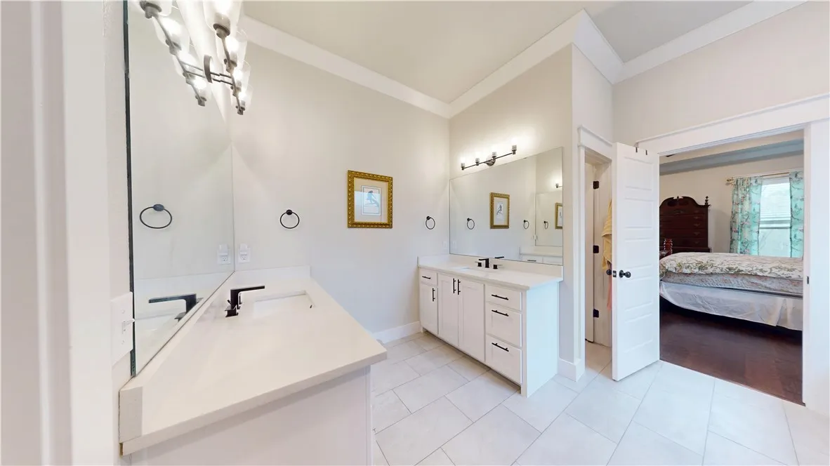 Springdale, Arkansas 72762, United States, 4 Bedrooms Bedrooms, ,3 BathroomsBathrooms,Residential,Active,107044