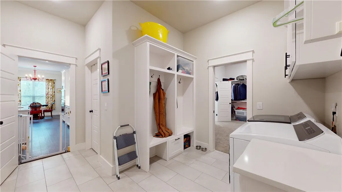 Springdale, Arkansas 72762, United States, 4 Bedrooms Bedrooms, ,3 BathroomsBathrooms,Residential,Active,107044