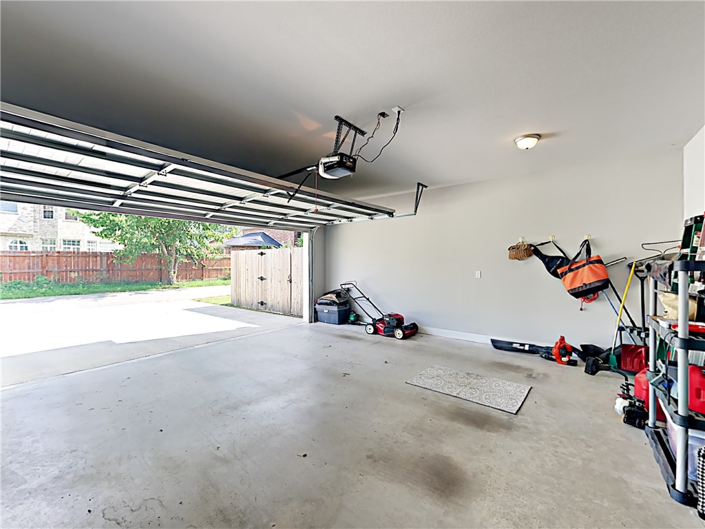 Oldetown Estates Rogers - Residential Lease