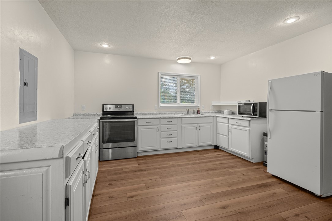 26-20-31-RURAL - Residential