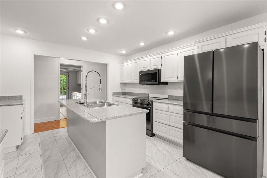 26-20-31-RURAL - Residential