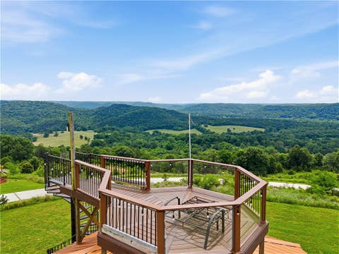 Photo of 612 Madison 1556, Eureka Springs, AR 72632 (MLS # 1351993)