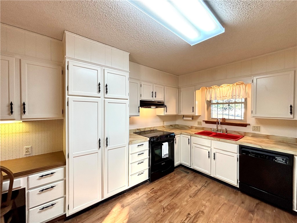 Little Flock - Residential