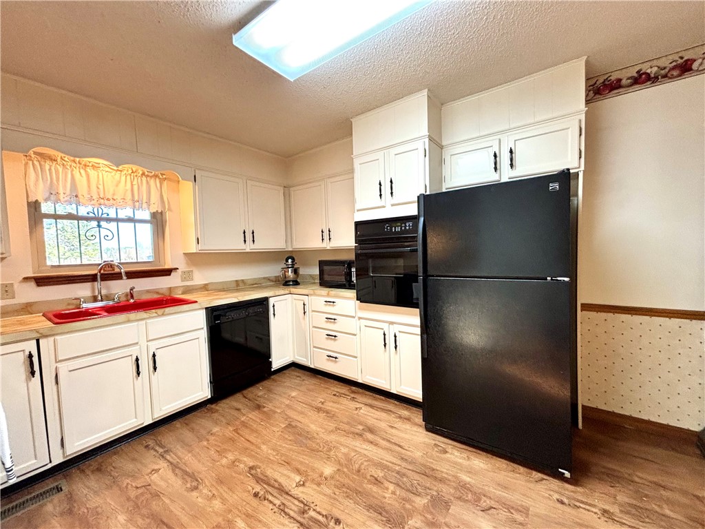 Little Flock - Residential