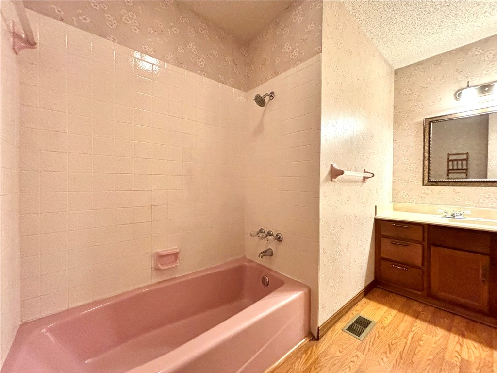 Little Flock - Residential