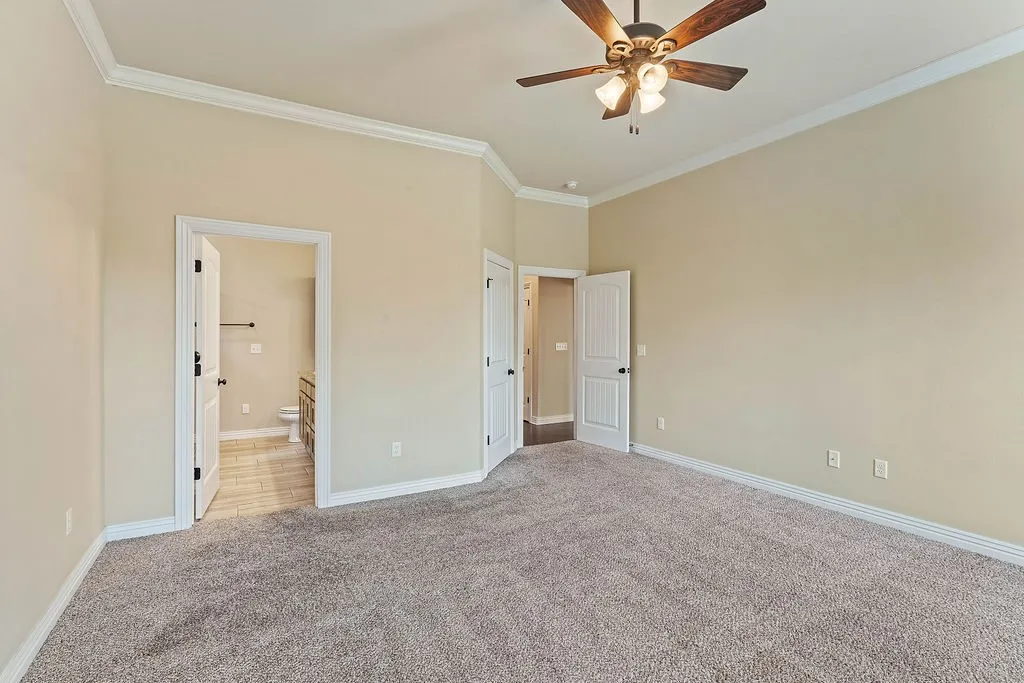 Bella Vista, Arkansas 72715, United States, 3 Bedrooms Bedrooms, ,2 BathroomsBathrooms,Residential,Pending,212996