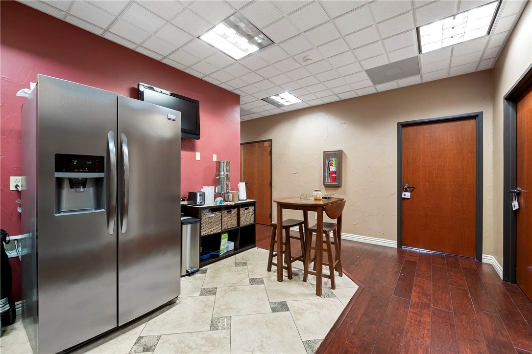 B F Sikes Add Rogers - Commercial Lease