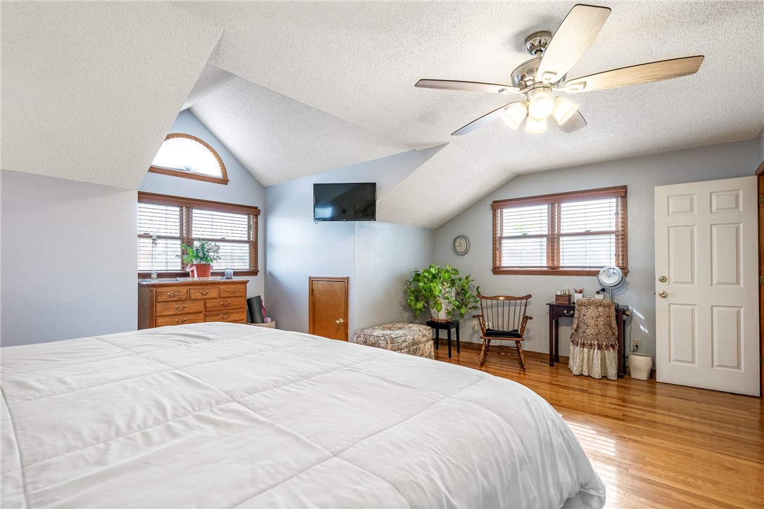 Windsor Place Sub Rogers - Residential