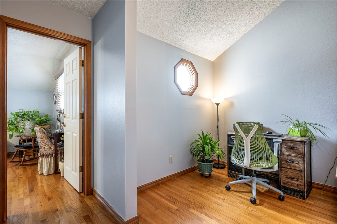 Windsor Place Sub Rogers - Residential