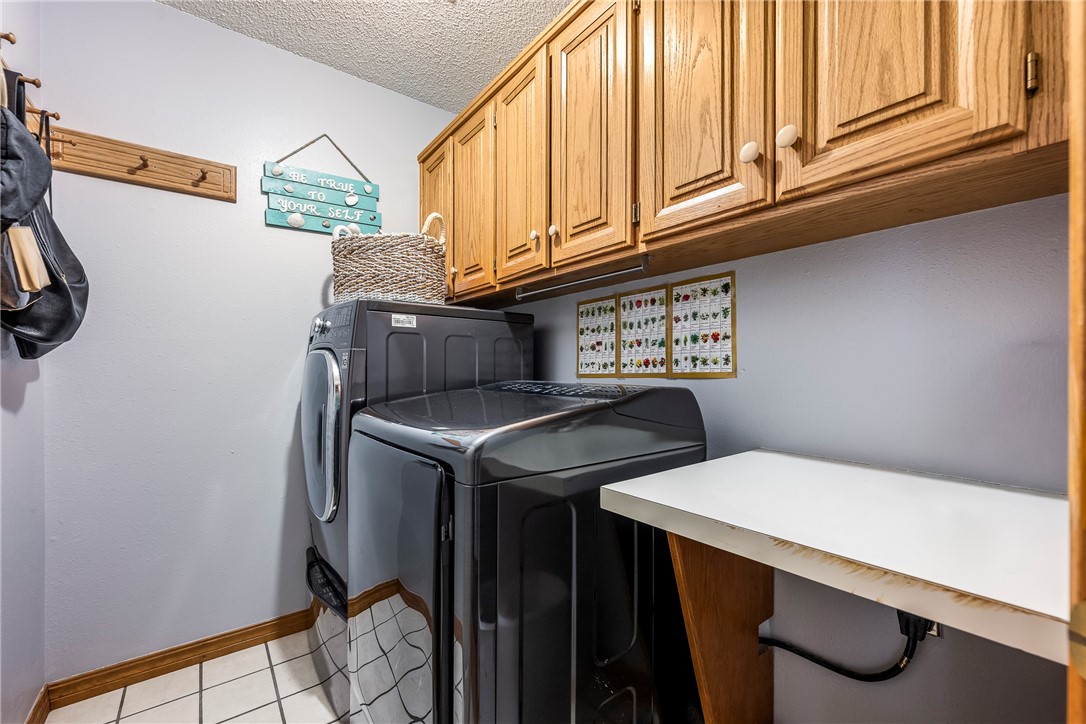 Windsor Place Sub Rogers - Residential