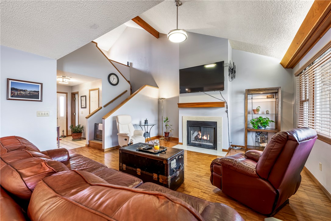 Windsor Place Sub Rogers - Residential