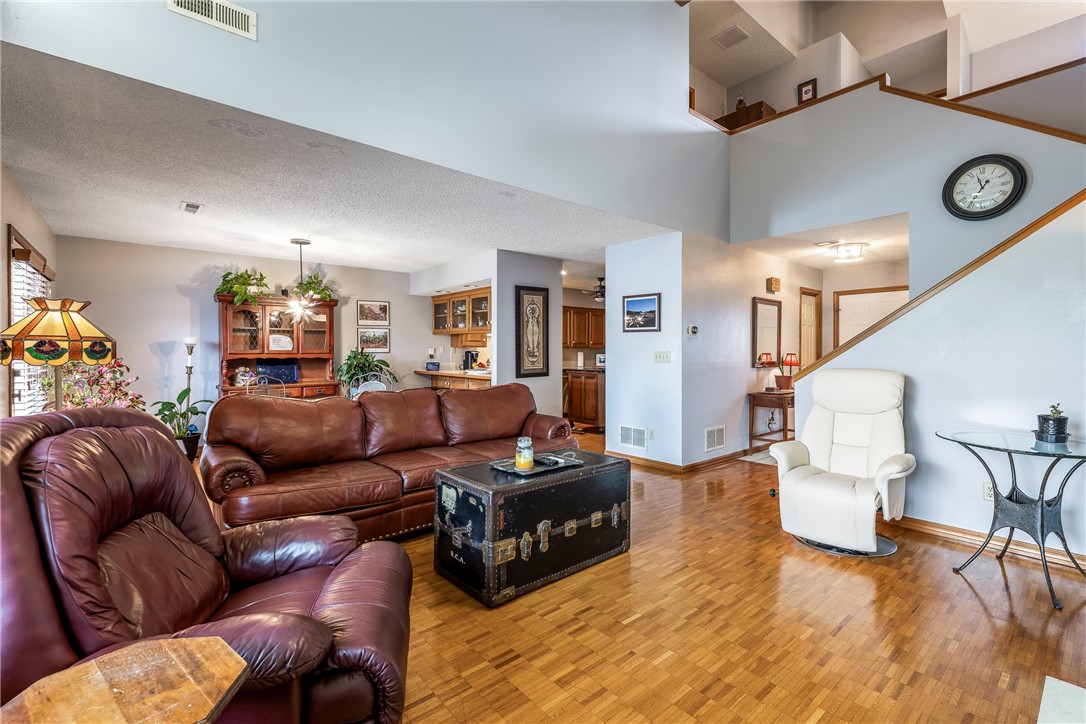 Windsor Place Sub Rogers - Residential